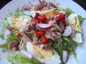 salatka z tunczykiem